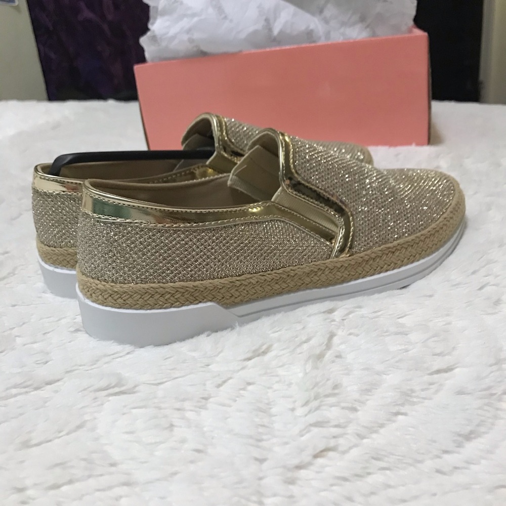 👟 Via Pinky Collection Gold Winnie Sneakers - Picture 12 of 16